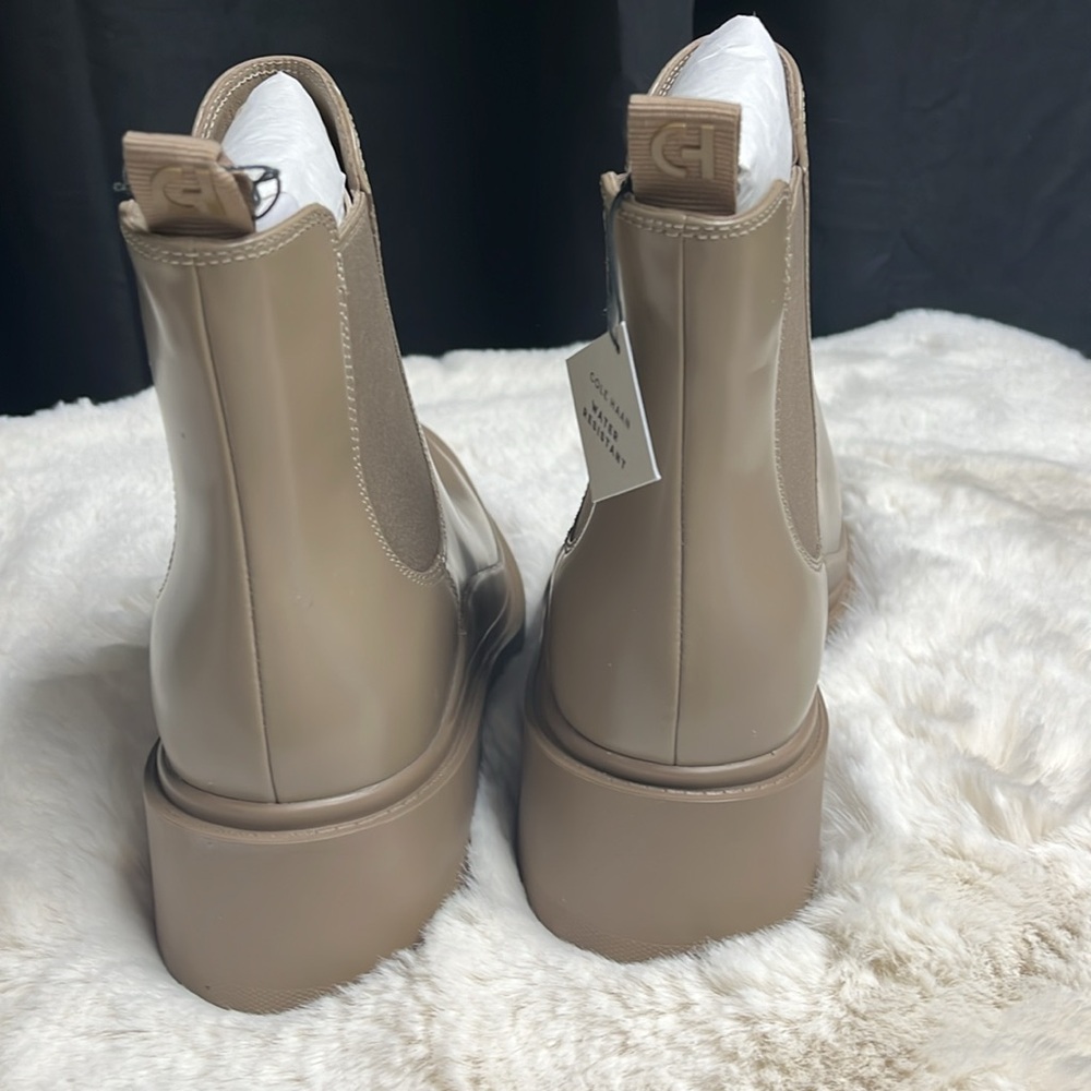 COLE HAAN  Grand Ambition Westerly Bootie water resistant boot. - Picture 2 of 7